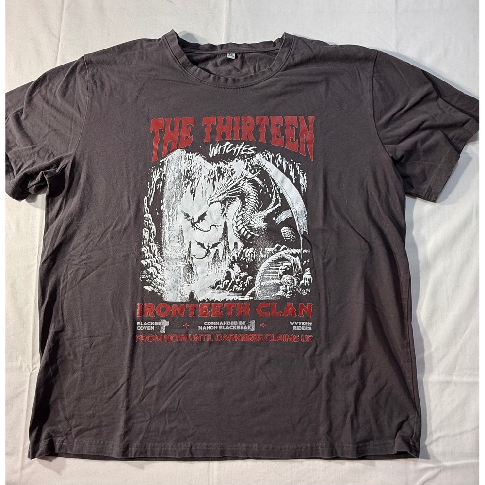 Throne of Glass The Thirteen Witches Ironteeth Clan Graphic Tee Charcoal 2XL